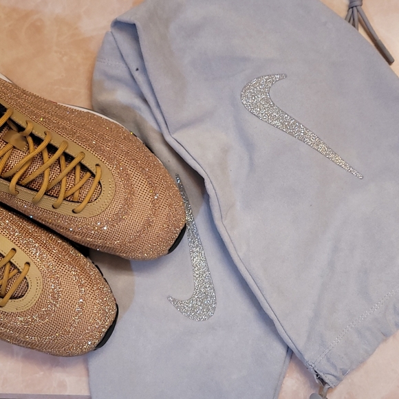 Limited Edition Nike Air Max - Picture 11 of 11